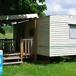 캠프장 Zecamping 3 Piscine Chauffee Toboggans Pet Friendly Locatif Tv 8 Pers Saucede