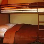 Zecamping 3 Piscine Chauffee Toboggans Pet Friendly Locatif Tv 8 Pers *