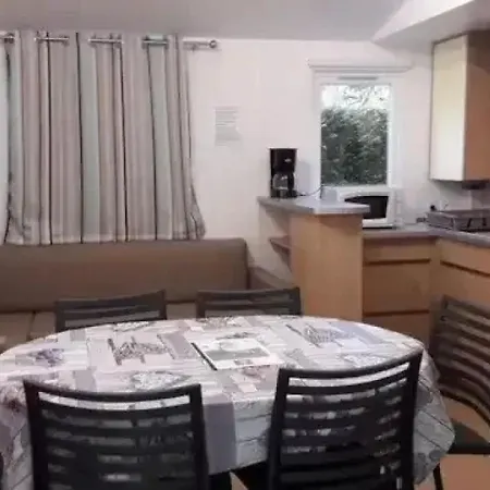 Zecamping 3 Etoiles Piscine Chauffee Toboggans Pet Friendly Locatif Tv 8 Pers *