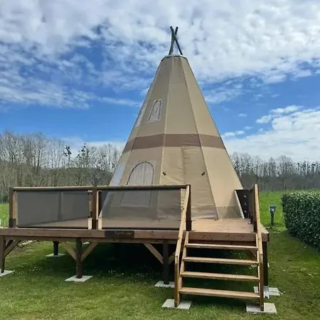 Zecamping 3 Etoiles Piscine Chauffee Toboggans Pet Friendly Locatif Tv 8 Pers
