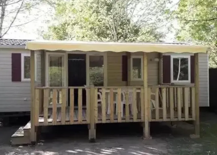 3 Etoiles - Piscine - Ccbeffi Saucede