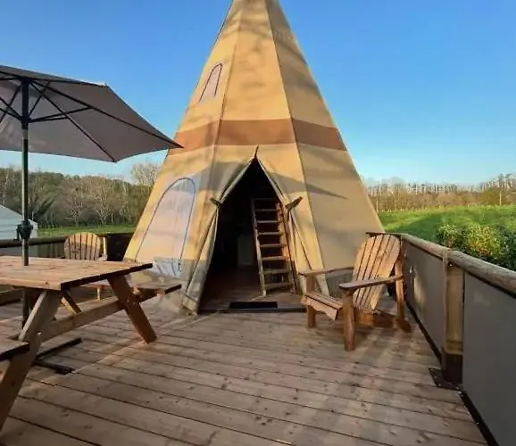 3 Etoiles - Piscine - Ccbeffi 캠프장 *