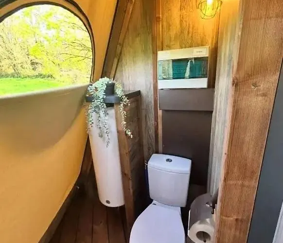 3 Etoiles - Piscine - Ccbeffi 캠프장