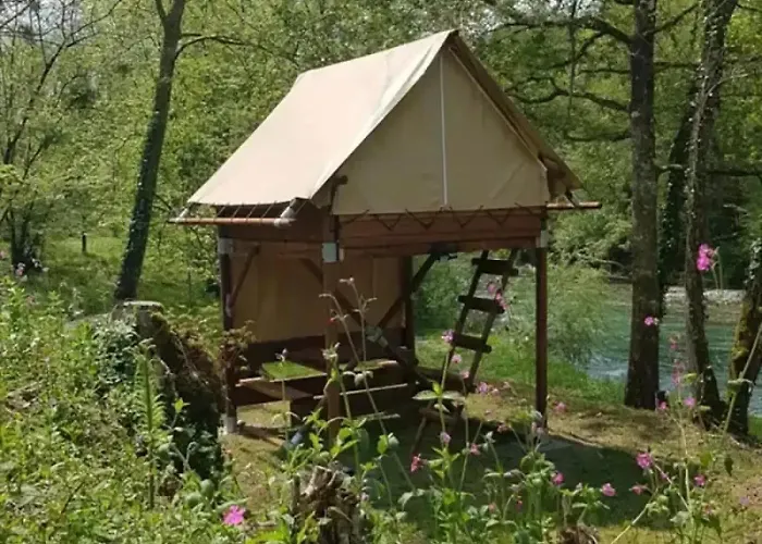 캠프장 3 Etoiles - Piscine - Ccbeffi Saucede